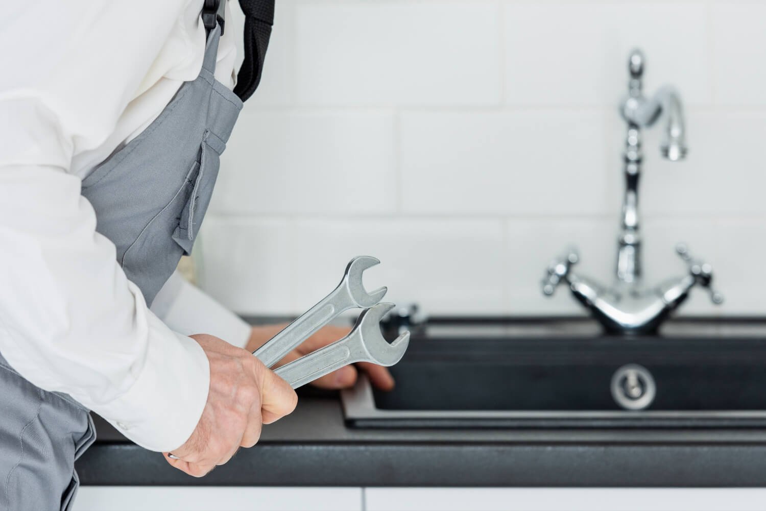 Calgary electrician and plumber