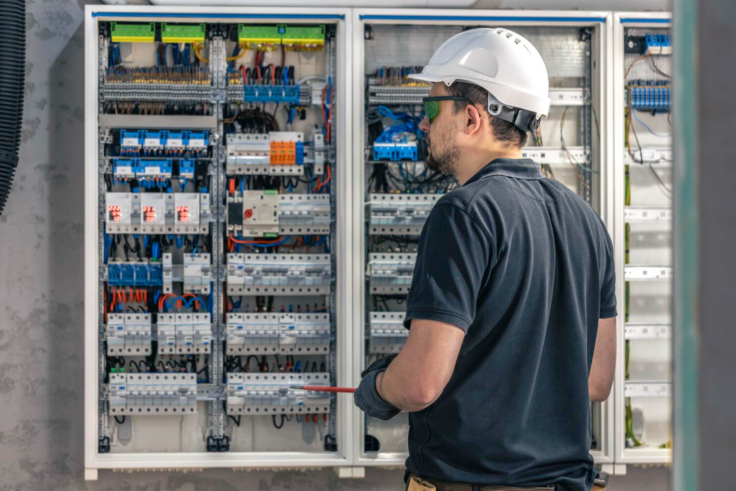Calgary electrical and plumbing contractors